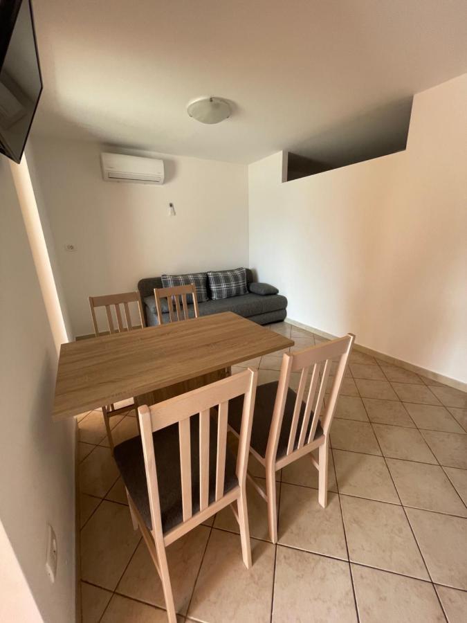 Olive Apartment Nerezine Luaran gambar